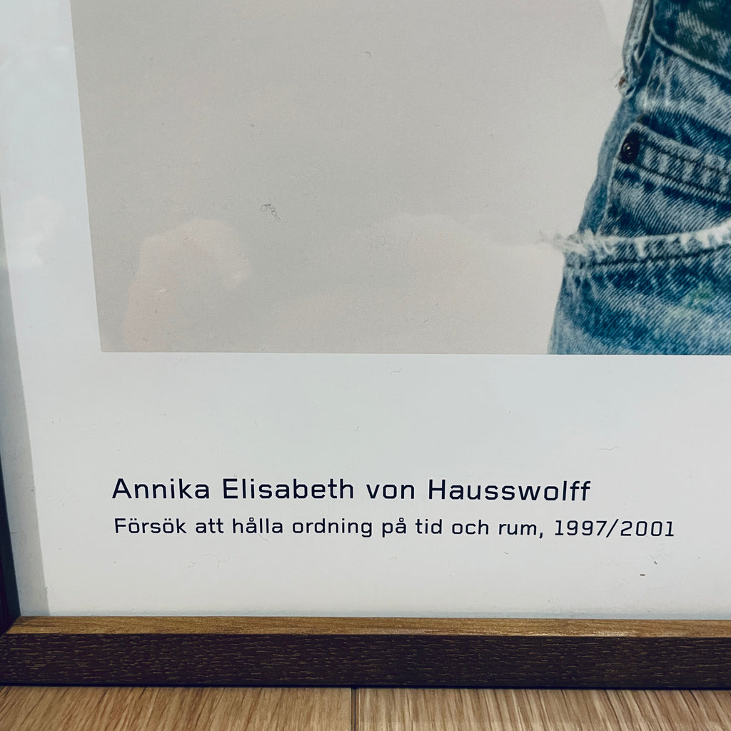 【スウェーデン限定】特注額装付き アニカ・エリザベス・フォン・ハウスヴォルフ 展覧会ポスター - 画像6