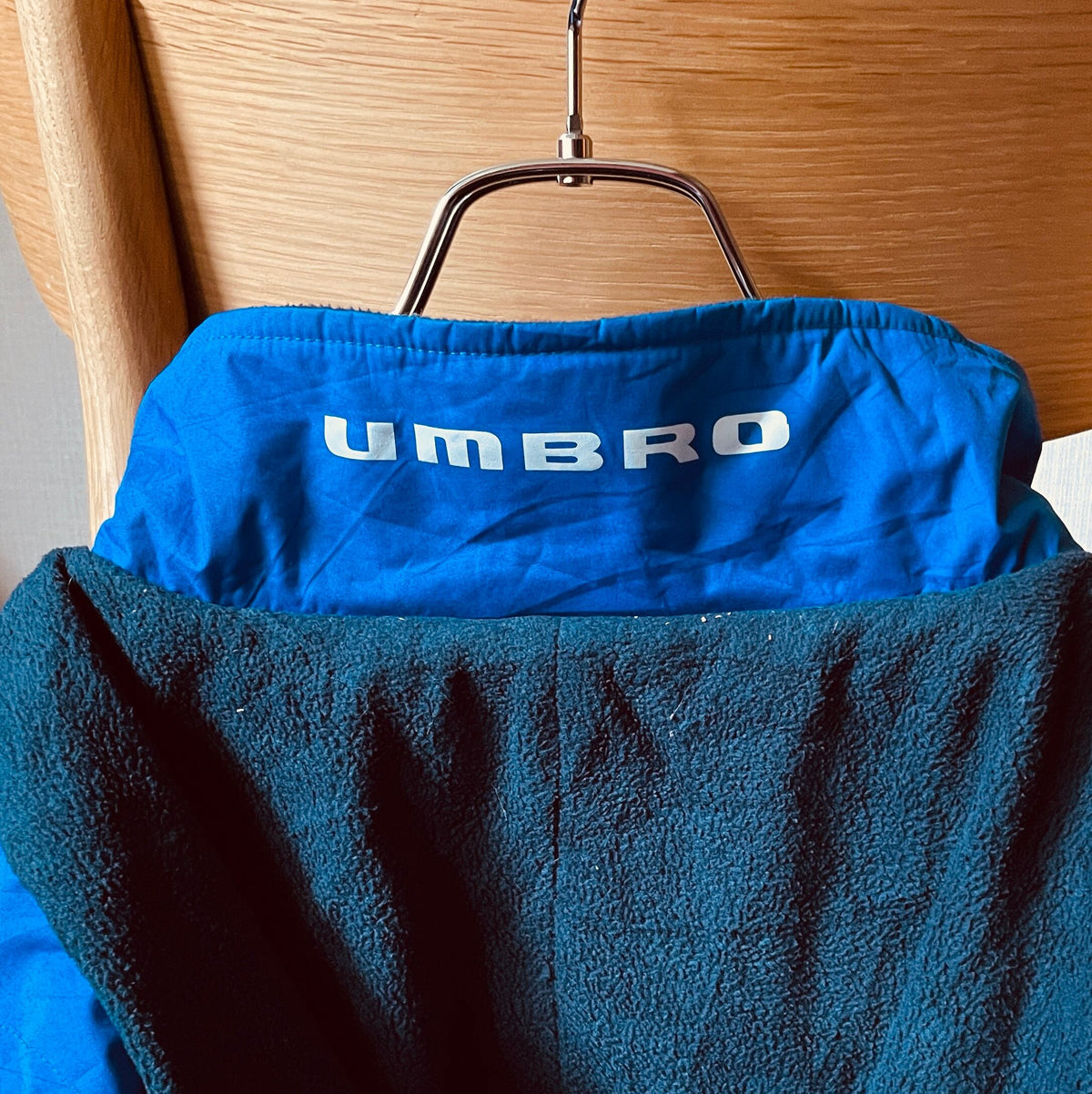 【90's UMBRO】フード付きナイロンジャケット - 画像2