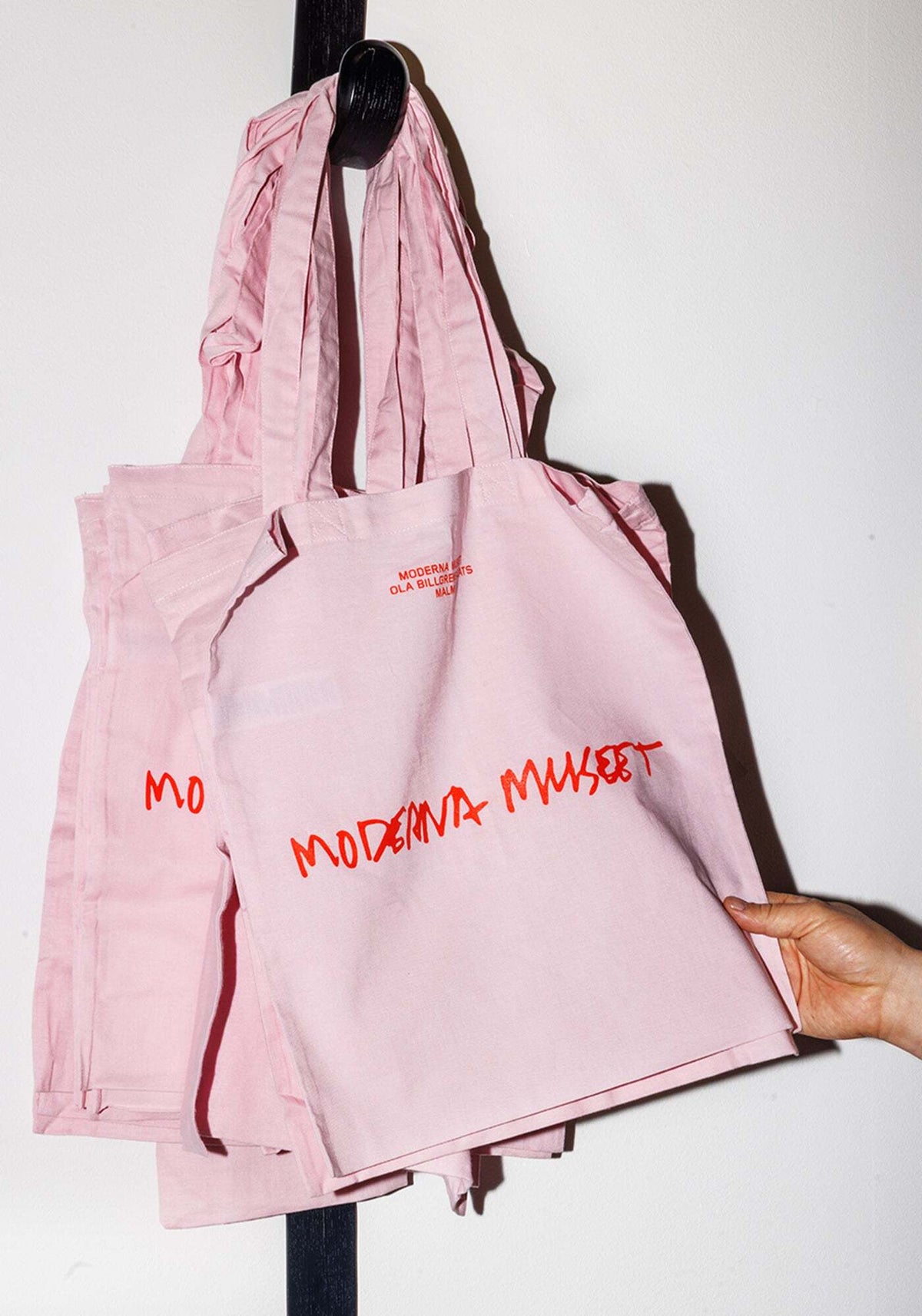 Tote bag, Moderna Museet, Light pink base with red print